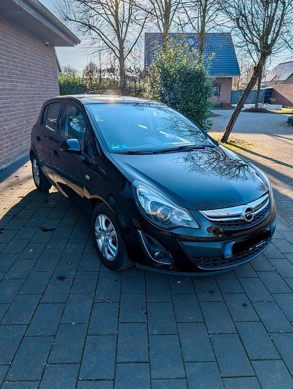 Gebraucht Opel Corsa Innovation 100 PS (73 kW) 2013 Schwarz Kleinwagen