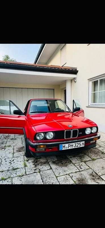 Rot Gebraucht 1988 BMW 325 Cabriolet Cabrio | 29.500 € - Bild 1/4