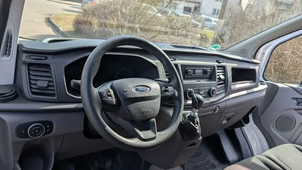 Gebraucht Ford Transit Custom 105 PS (77 kW) 2018 Weiß Van / Kleinbus