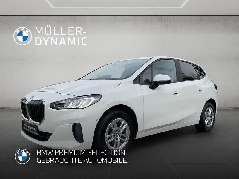 Alpinweiß uni Gebraucht 2022 BMW 218 Active Tourer Van / Kleinbus | 24.911 € (Teuer) - Bild 1/4