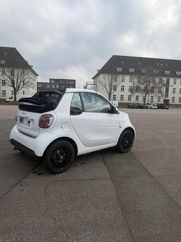 Gebraucht Smart ForTwo Cabrio Brabus 90 PS (66 kW) 2016 Weiß Cabrio