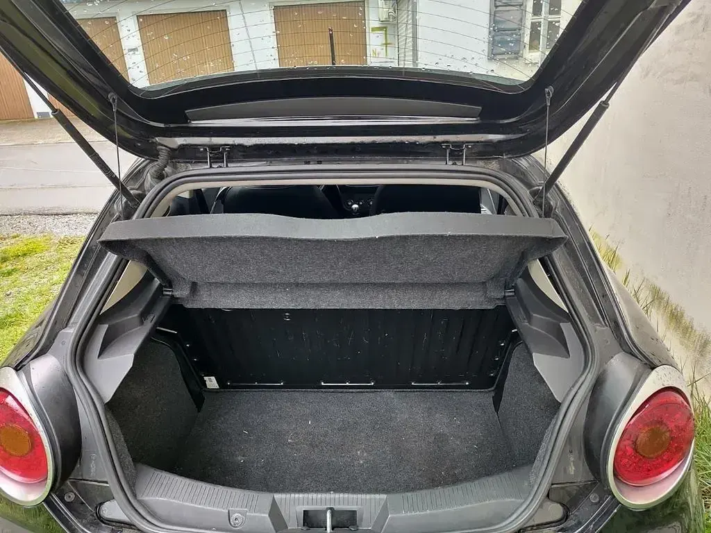 Second-hand Alfa Romeo MiTo Super 105 CP (77 kW) 2016 Negru Hatchback