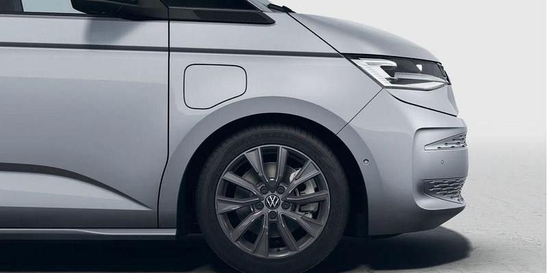Neu VW Multivan 177 PS (130 kW) 2026 Monosilber metallic Van