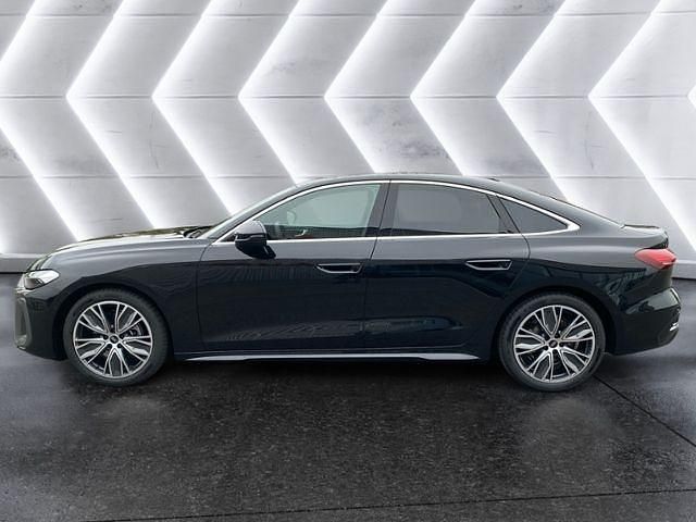 Gebraucht Audi A5 Ambiente 204 PS (150 kW) 2025 Mythosschwarz metallic Limousine