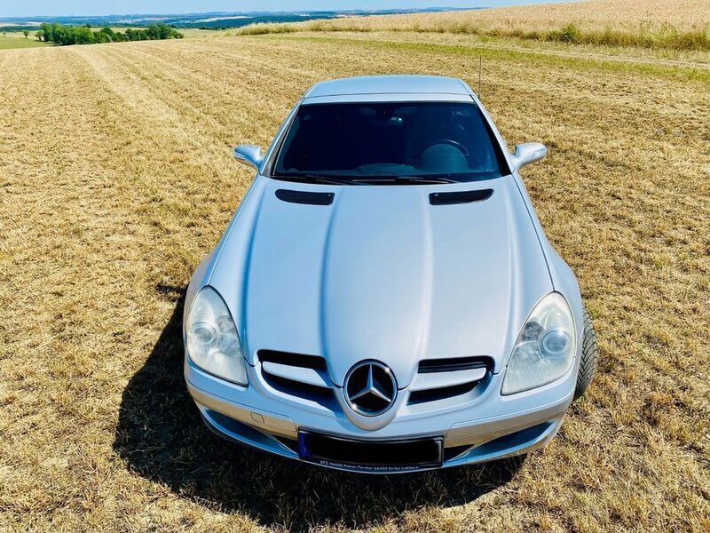 Silber Gebraucht 2005 Mercedes SLK200 Cabrio | 8.750 € (Fairer Preis) - Bild 1/4