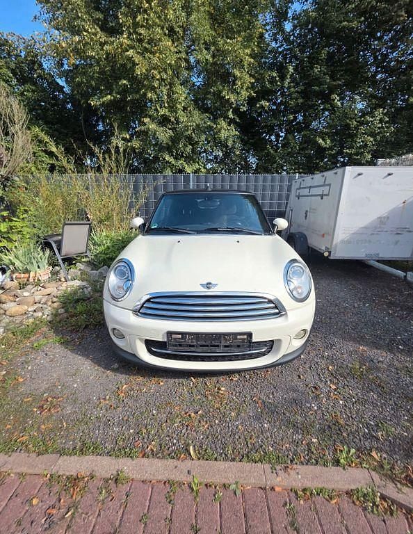 Gebraucht Mini Cooper D Cabriolet 111 PS (81 kW) 2011 Weiß Cabrio