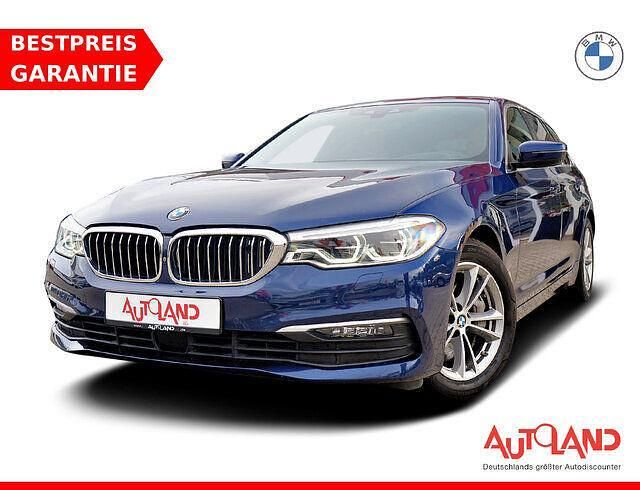 Blau Gebraucht 2019 BMW 540 Sport Line Kombi | 35.990 € (Fairer Preis) - Bild 1/4