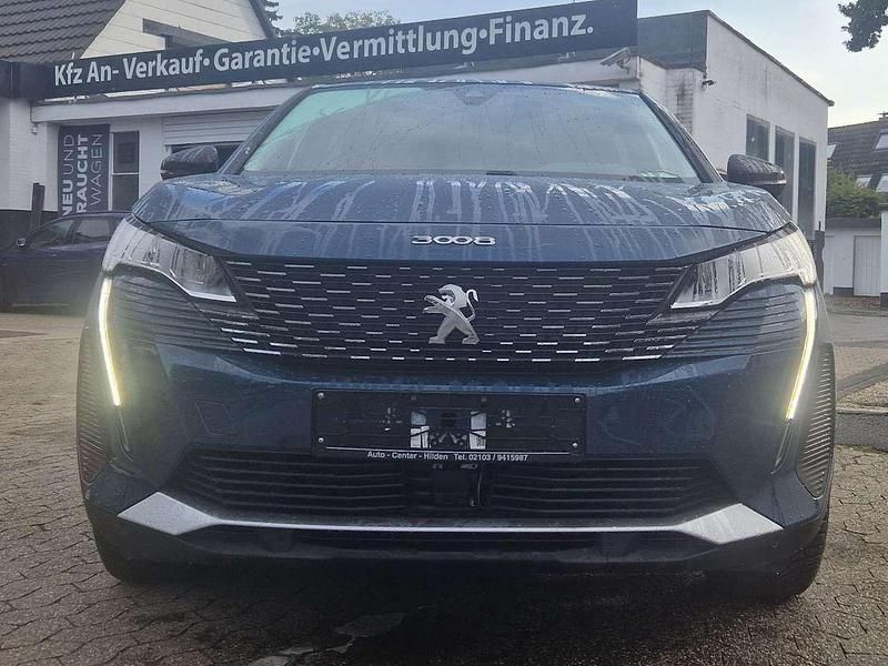 Blau Gebraucht 2023 Peugeot 3008 Allure SUV | 21.600 € - Bild 1/4