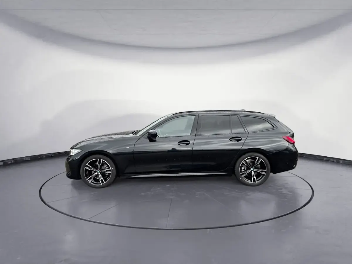 Gebraucht BMW 320 M Sport 190 PS (139 kW) 2024 Kombi