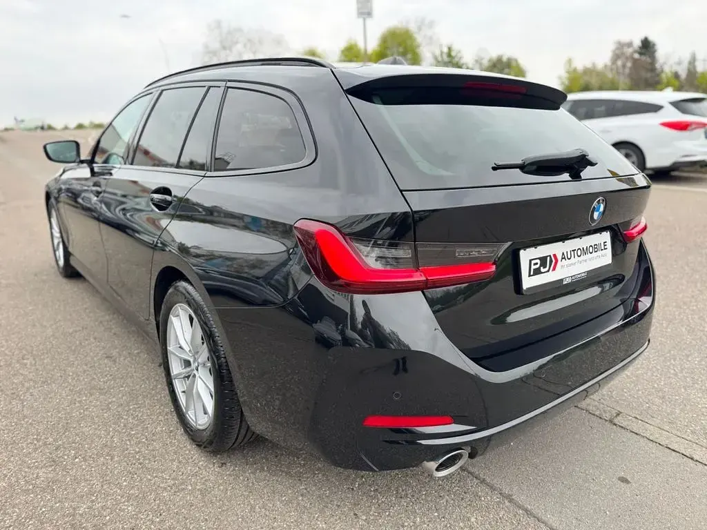 Gebraucht BMW 320 Shadowline 190 PS (139 kW) 2023 Schwarz Kombi
