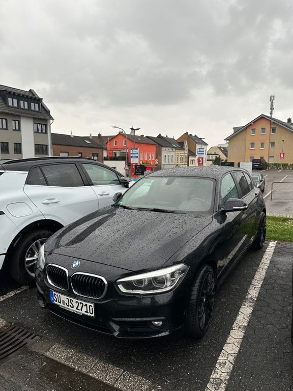Schwarz Gebraucht 2017 BMW 120 Kleinwagen | 13.000 € (Superpreis) - Bild 1/4