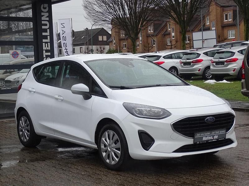 Gebraucht Ford Fiesta Cool & Connect 101 PS (74 kW) 2022 Weiß