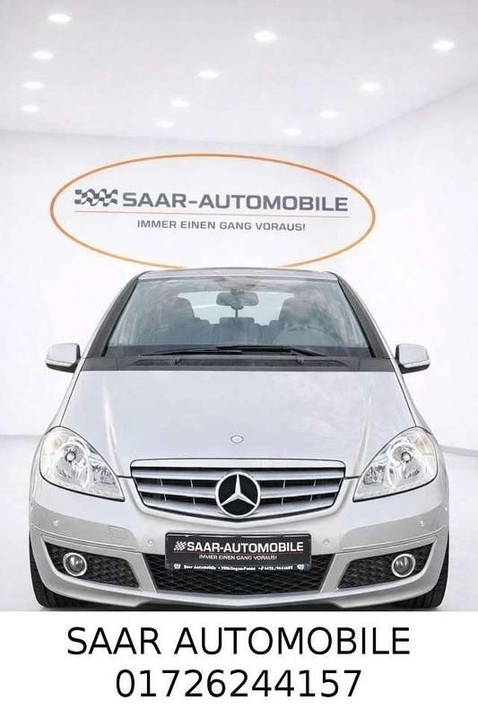 Gebraucht Mercedes A200 140 PS (102 kW) 2012 Silber Limousine
