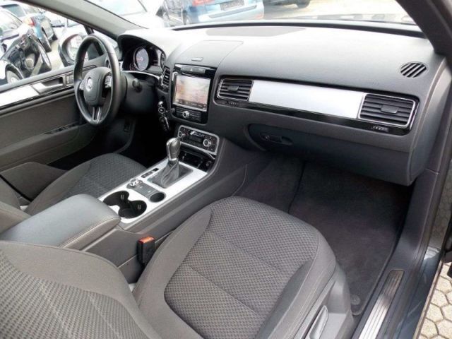 Gebraucht VW Touareg 204 PS (150 kW) 2013 Grau metallic SUV