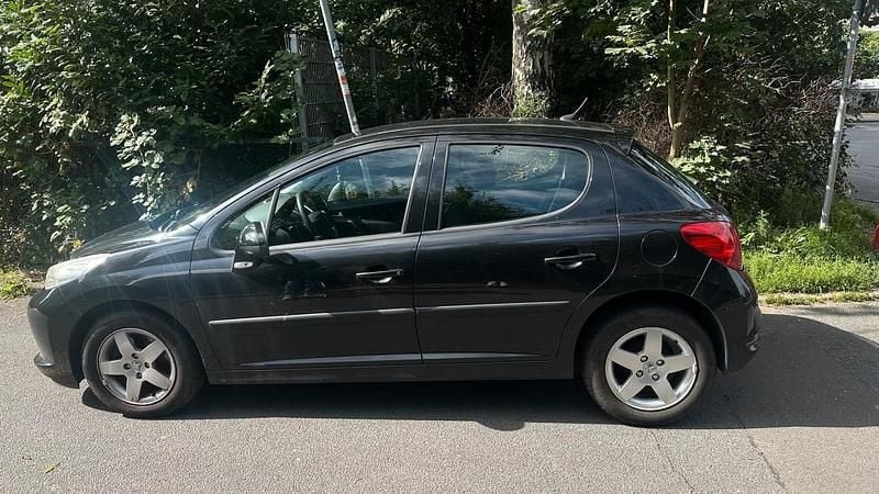 Schwarz Gebraucht 2009 Peugeot 207 Kleinwagen | 1.300 € (Superpreis) - Bild 1/4