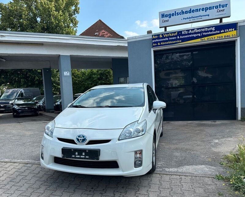 Weiß Gebraucht 2010 Toyota Prius Basis Kleinwagen | 5.999 € (Superpreis) - Bild 1/4
