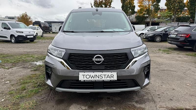 Neu Nissan Townstar Tekna 131 PS (96 kW) 2025 Grau Van