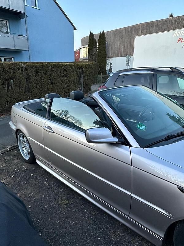 Gebraucht BMW 320 Cabriolet 176 PS (129 kW) 2004 Silber Cabrio