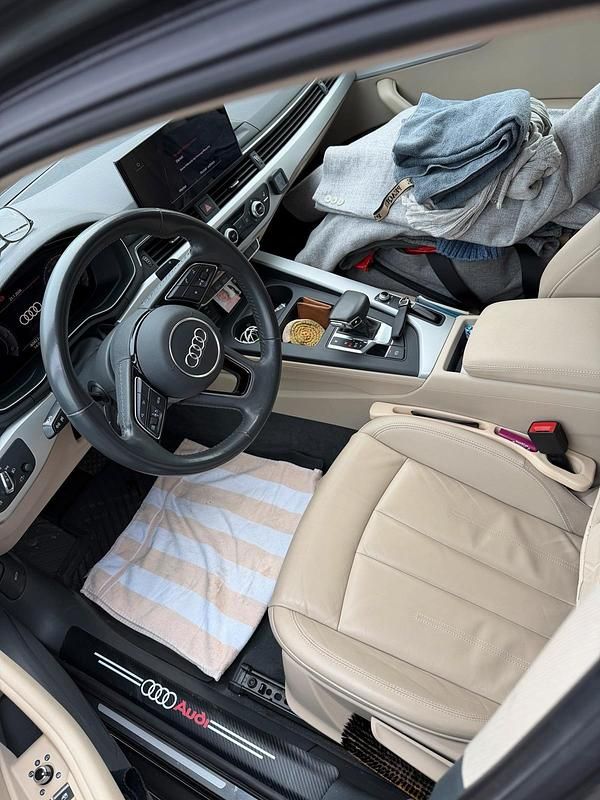 Gebraucht Audi A4 136 PS (100 kW) 2020 Grau Kombi