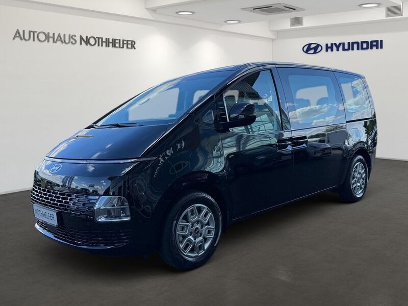 Abyss black / mic Neu 2025 Hyundai Staria Trend Van | 47.900 € - Bild 1/4