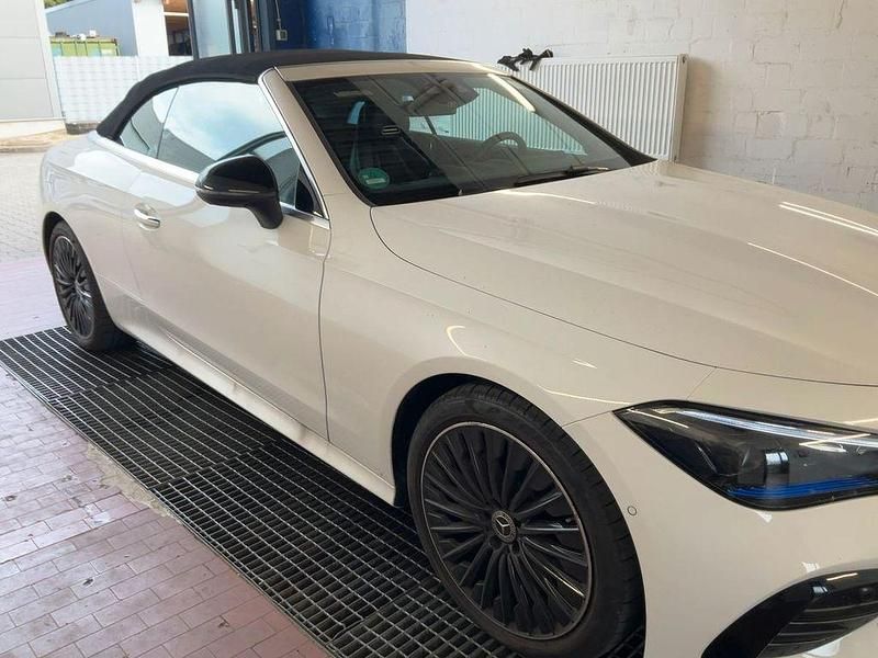 Polarweiss Gebraucht 2024 Mercedes CLE200 Advanced Plus Cabrio | 58.950 € (Etwas zu teuer) - Bild 1/4