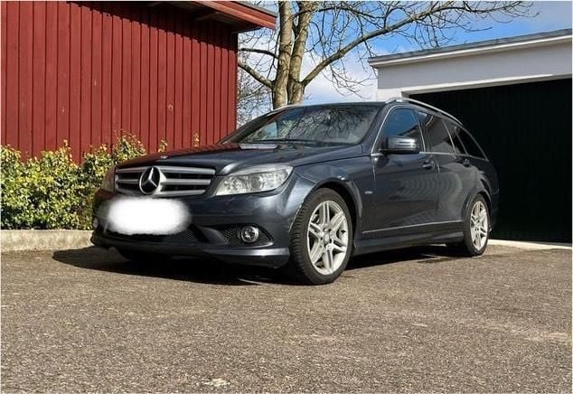 Grau Gebraucht 2010 Mercedes C250 Kombi | 6.800 € (Fairer Preis) - Bild 1/4