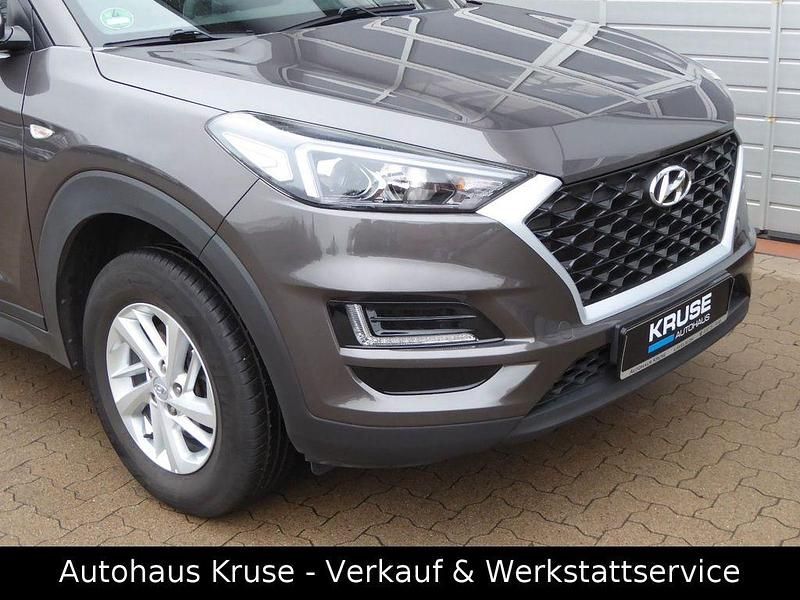 Gebraucht Hyundai Tucson Select 132 PS (97 kW) 2018 Grau SUV