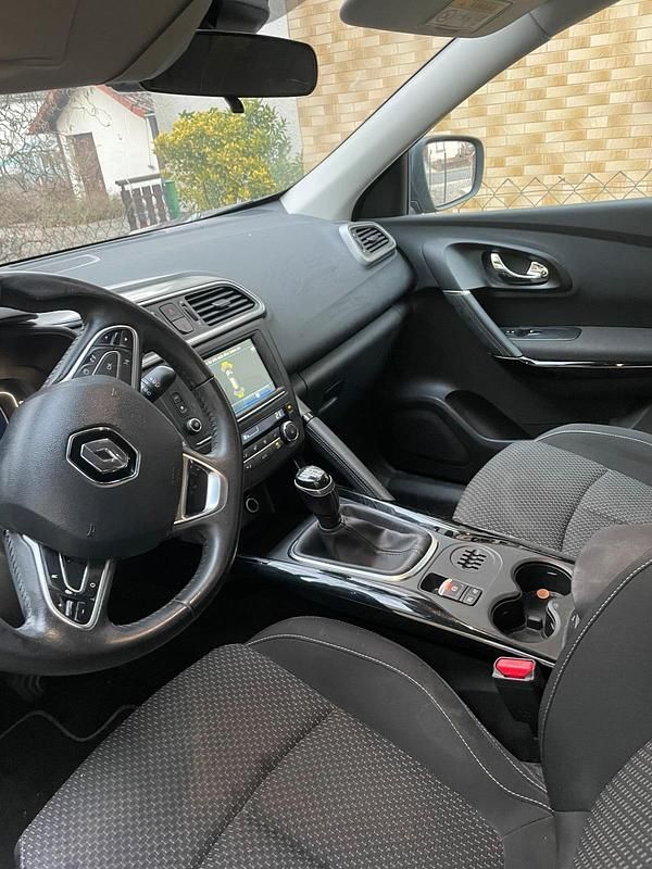 Gebraucht Renault Kadjar 130 PS (95 kW) 2015 Blau SUV