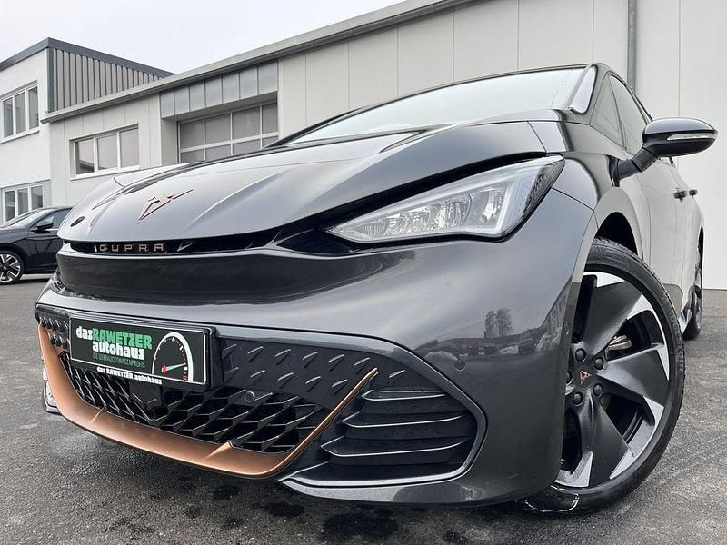Gebraucht Cupra Born 169 kW (231 PS) 2023 Quasargrau Kleinwagen