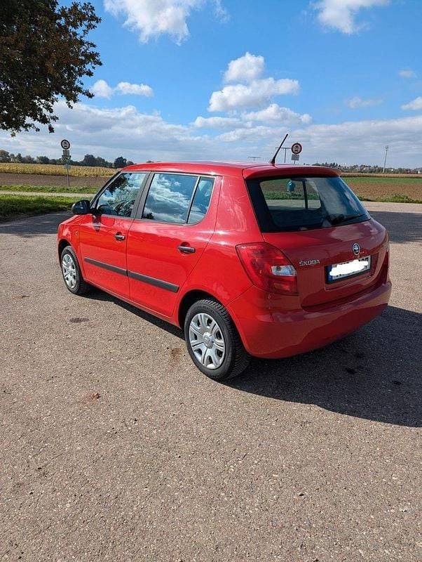 Gebraucht Skoda Fabia Cool Edition 86 PS (63 kW) 2014 Rot Kleinwagen