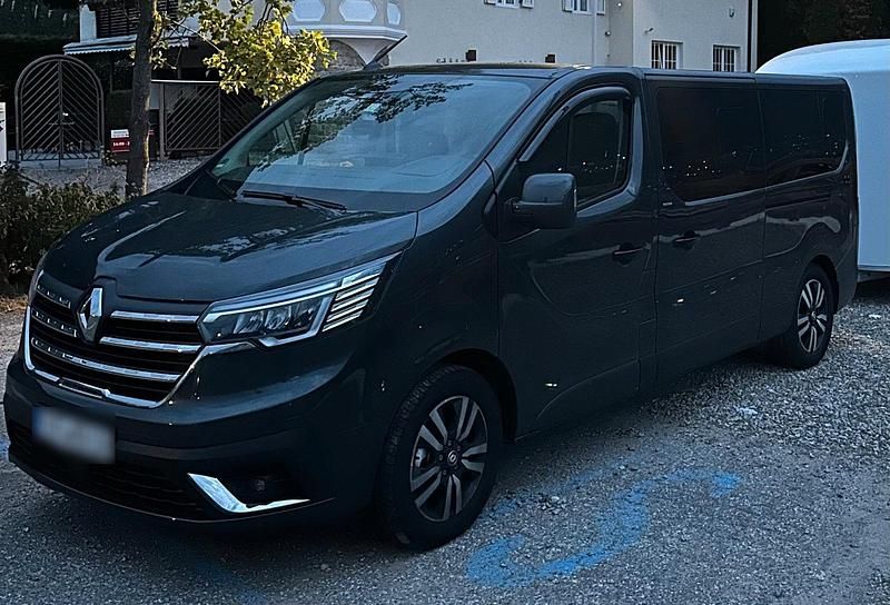 Gebraucht Renault Trafic 170 PS (125 kW) 2024 Grau Van / Kleinbus