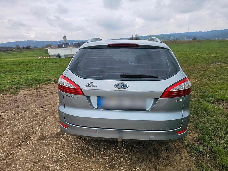 Gebraucht Ford Mondeo 175 PS (128 kW) 2008 Grau Kombi