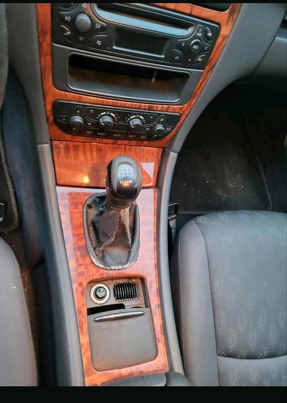 Second-hand Mercedes C200 122 CP (89 kW) 2002 Break