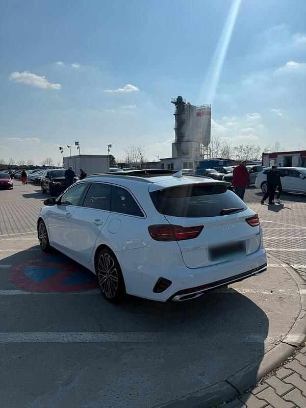 Gebraucht Kia Ceed GT GT 160 PS (117 kW) 2021 Weiß Kombi