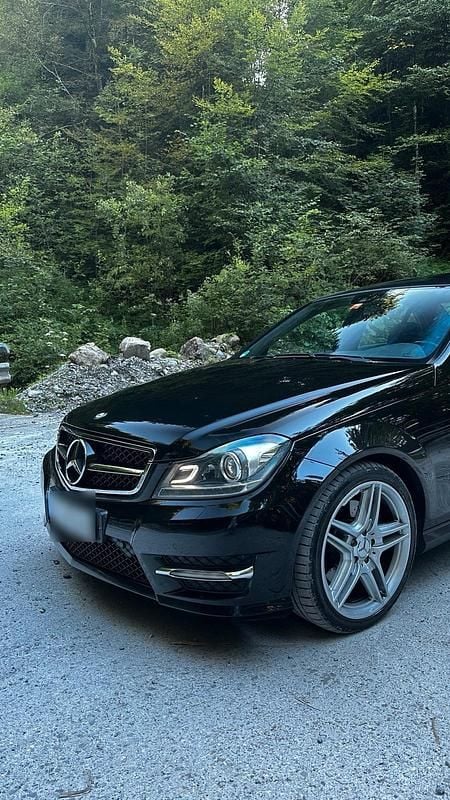 Gebraucht Mercedes C350 265 PS (194 kW) 2011 Schwarz Limousine