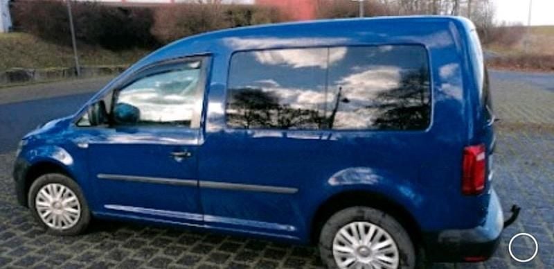 Gebraucht VW Caddy 75 PS (55 kW) 2016 Blau Van / Kleinbus
