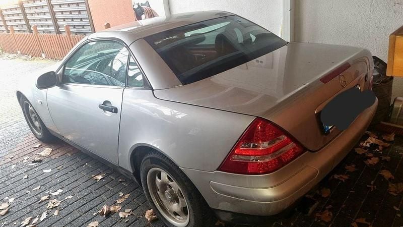 Gebraucht Mercedes SLK200 136 PS (100 kW) 1999 Silber Cabrio