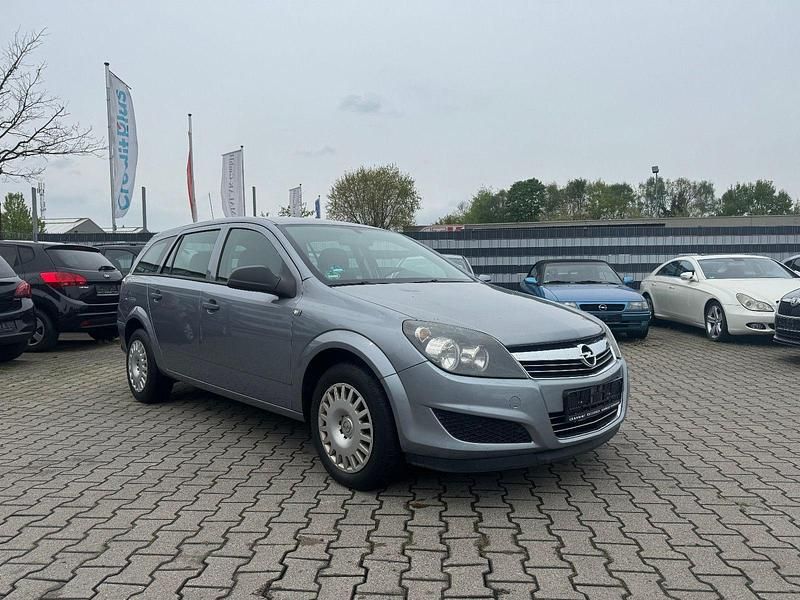 Gebraucht Opel Astra Selection 90 PS (66 kW) 2009 Silber Kombi
