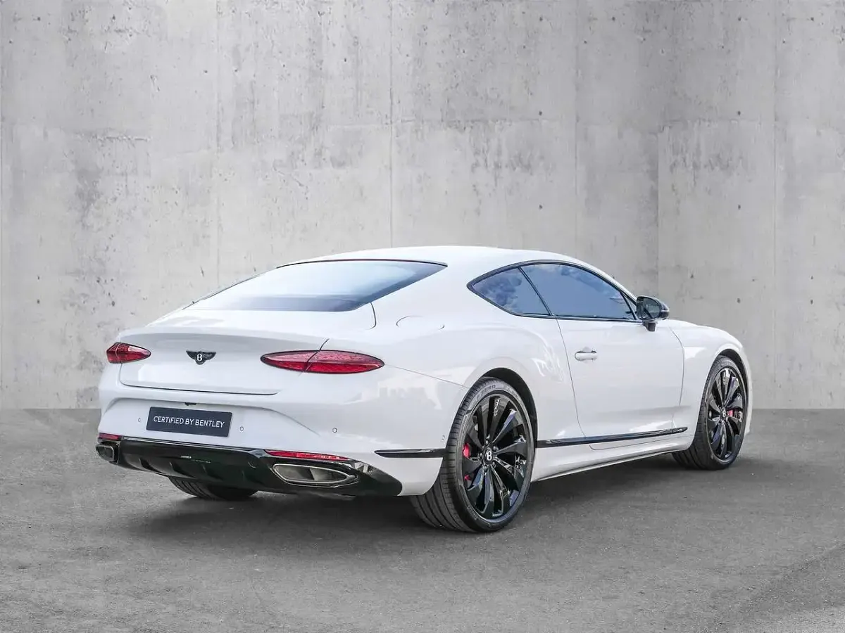Second-hand Bentley Continental 680 CP (500 kW) 2025 Alb Coupe