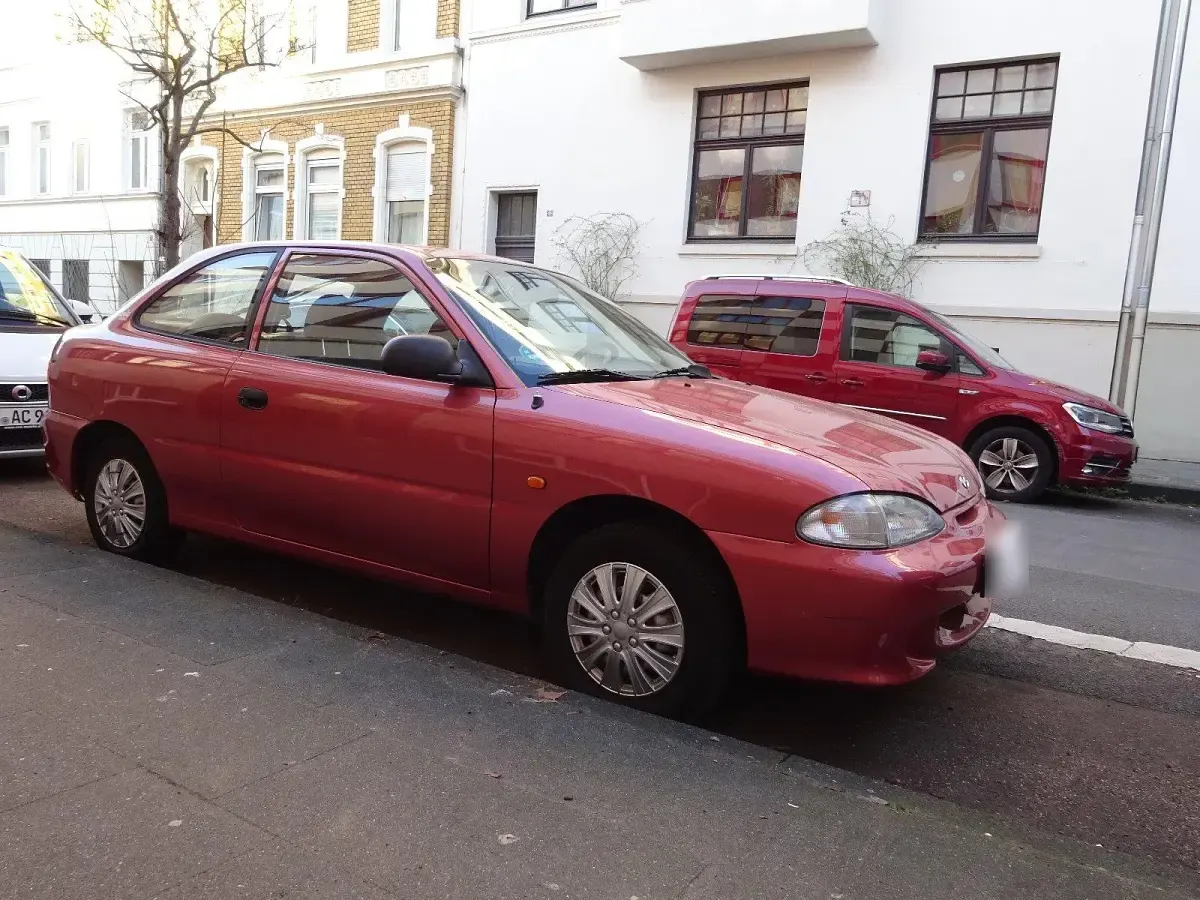 Gebraucht Hyundai Accent 60 PS (44 kW) 1998 Andere farben Kleinwagen