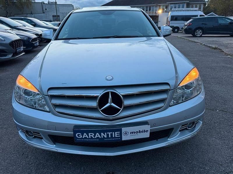 Gebraucht Mercedes C200 184 PS (135 kW) 2008 Iridiumsilber Limousine