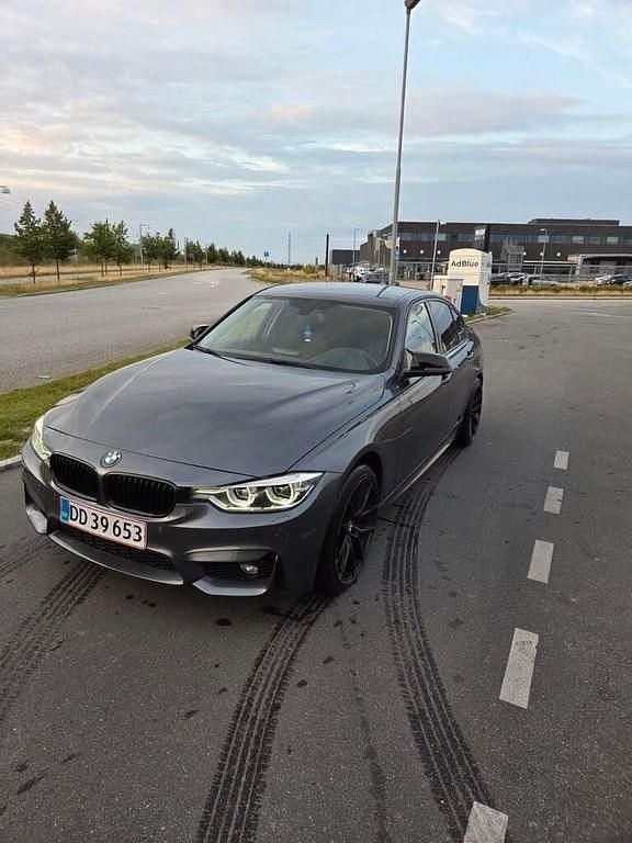 Gebraucht BMW 320 Advantage 190 PS (139 kW) 2018 Grau Limousine