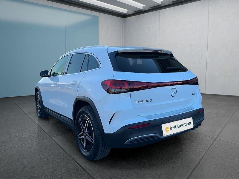 Gebraucht Mercedes EQA300 167 kW (228 PS) 2023 Weiß SUV