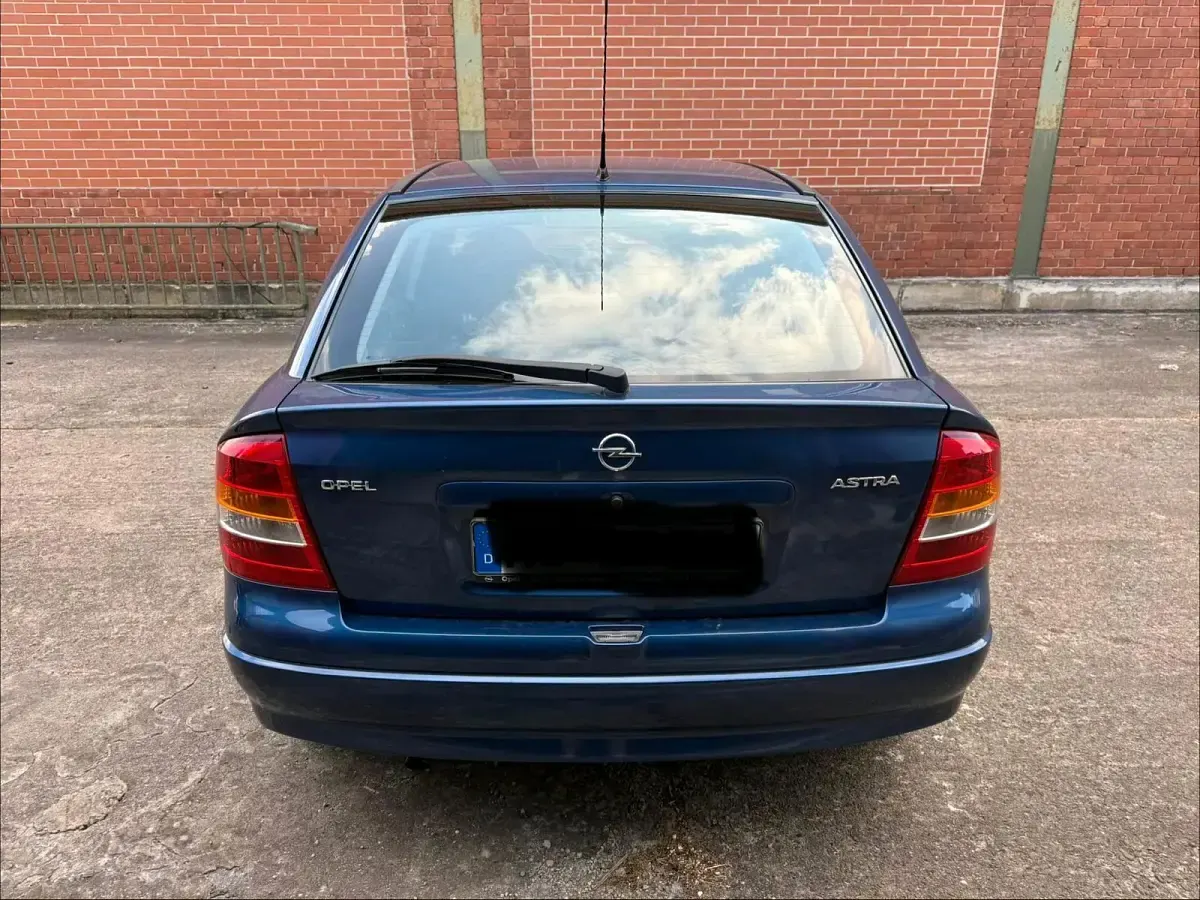 Gebraucht Opel Astra 85 PS (62 kW) 2002 Blau Kleinwagen