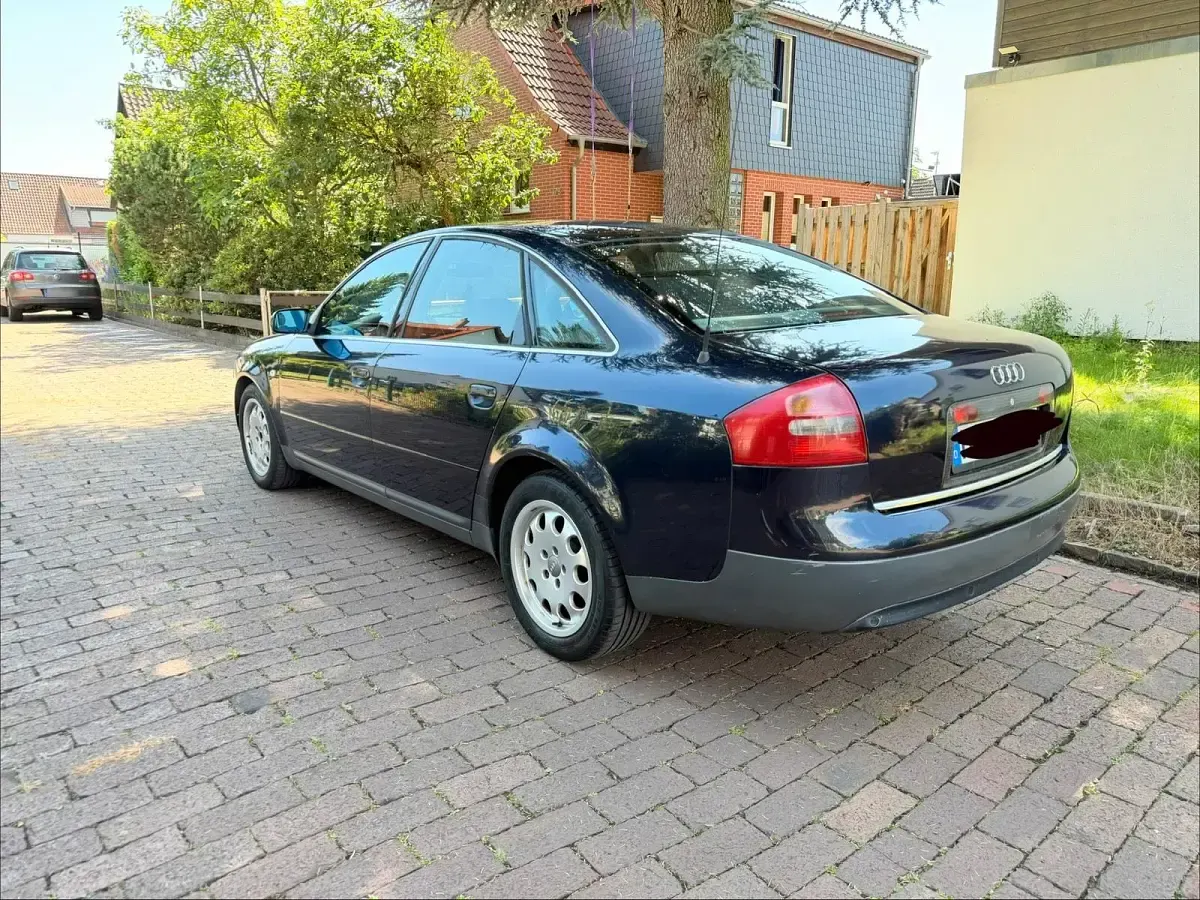 Gebraucht Audi A6 165 PS (121 kW) 2000 Blau Limousine