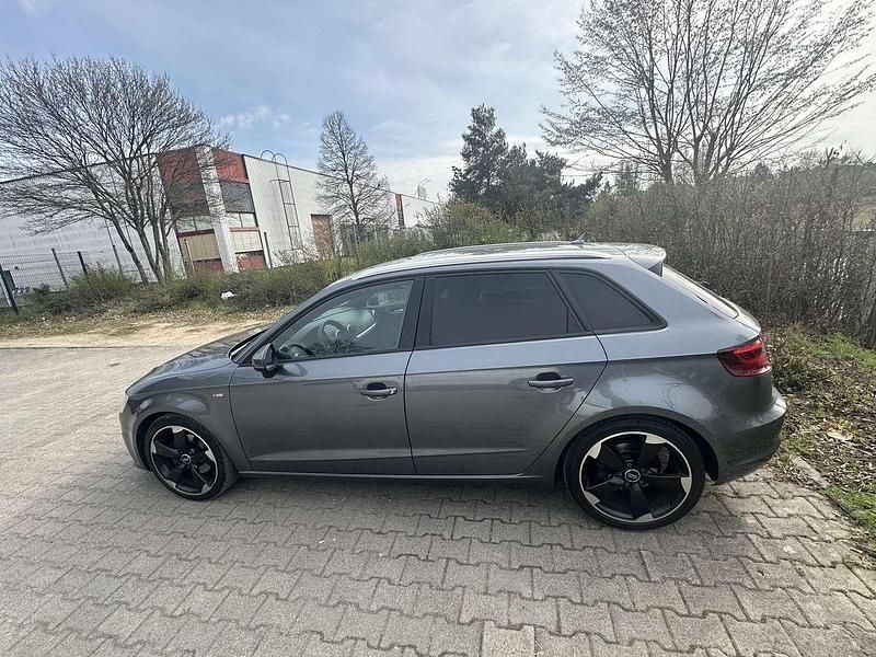 Gebraucht Audi A3 S-Line 150 PS (110 kW) 2013 Grau Kombi