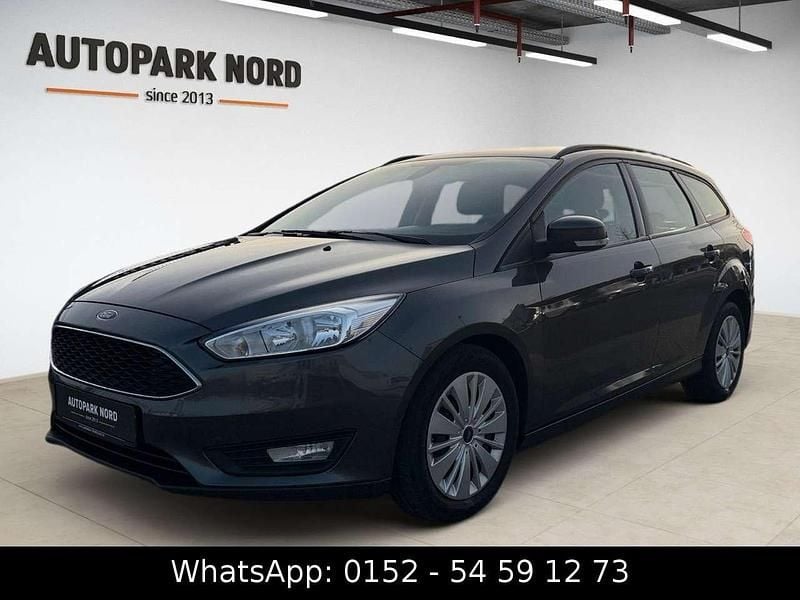 Gebraucht Ford Focus Trend 125 PS (91 kW) 2017 Grau Kombi