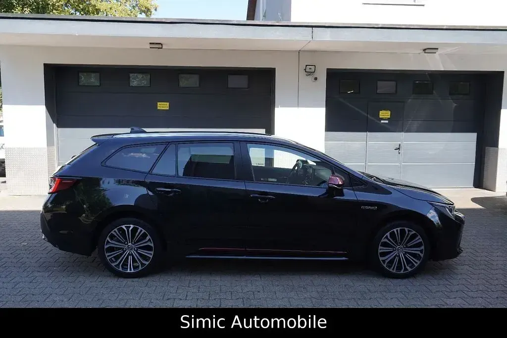 Gebraucht Toyota Corolla Club 122 PS (89 kW) 2019 Schwarz Limousine