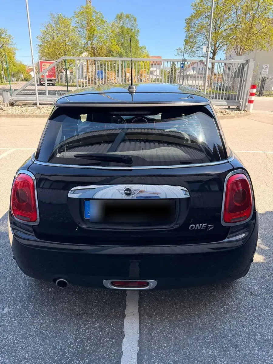 Gebraucht Mini One D 95 PS (69 kW) 2017 Schwarz Kleinwagen