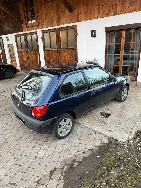Gebraucht Ford Fiesta 60 PS (44 kW) 2002 Blau Kleinwagen